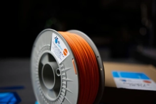 PolyLight 1.0 – LW PLA filament Light ORANGE,